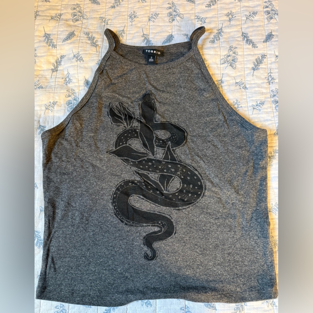 Gray Crop Tank Top with Black Snake Design
